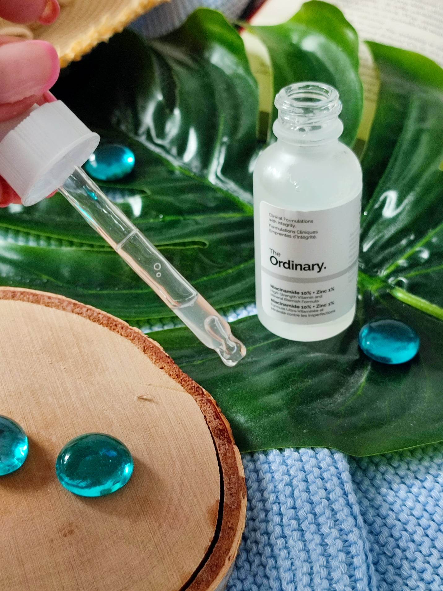 The Ordinary Niacinamide 10% + Zinc 1% serum rozświetlające do twarzy